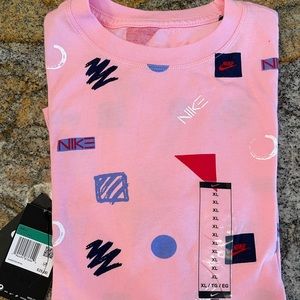 Nike T-shirt